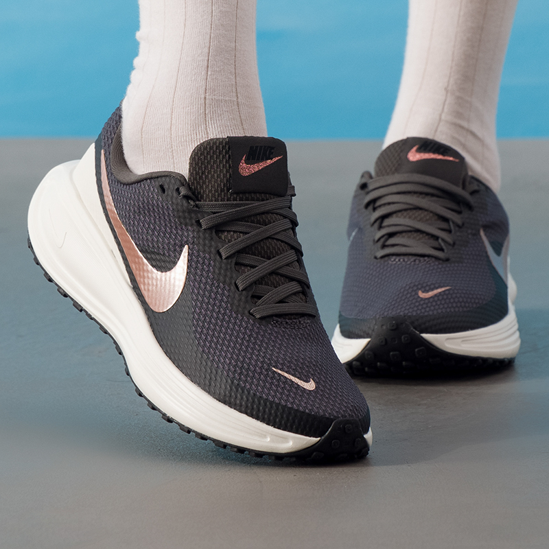 Nike Women's Shoes Original Li - đánh giá và giá Women Shoes Running Nike