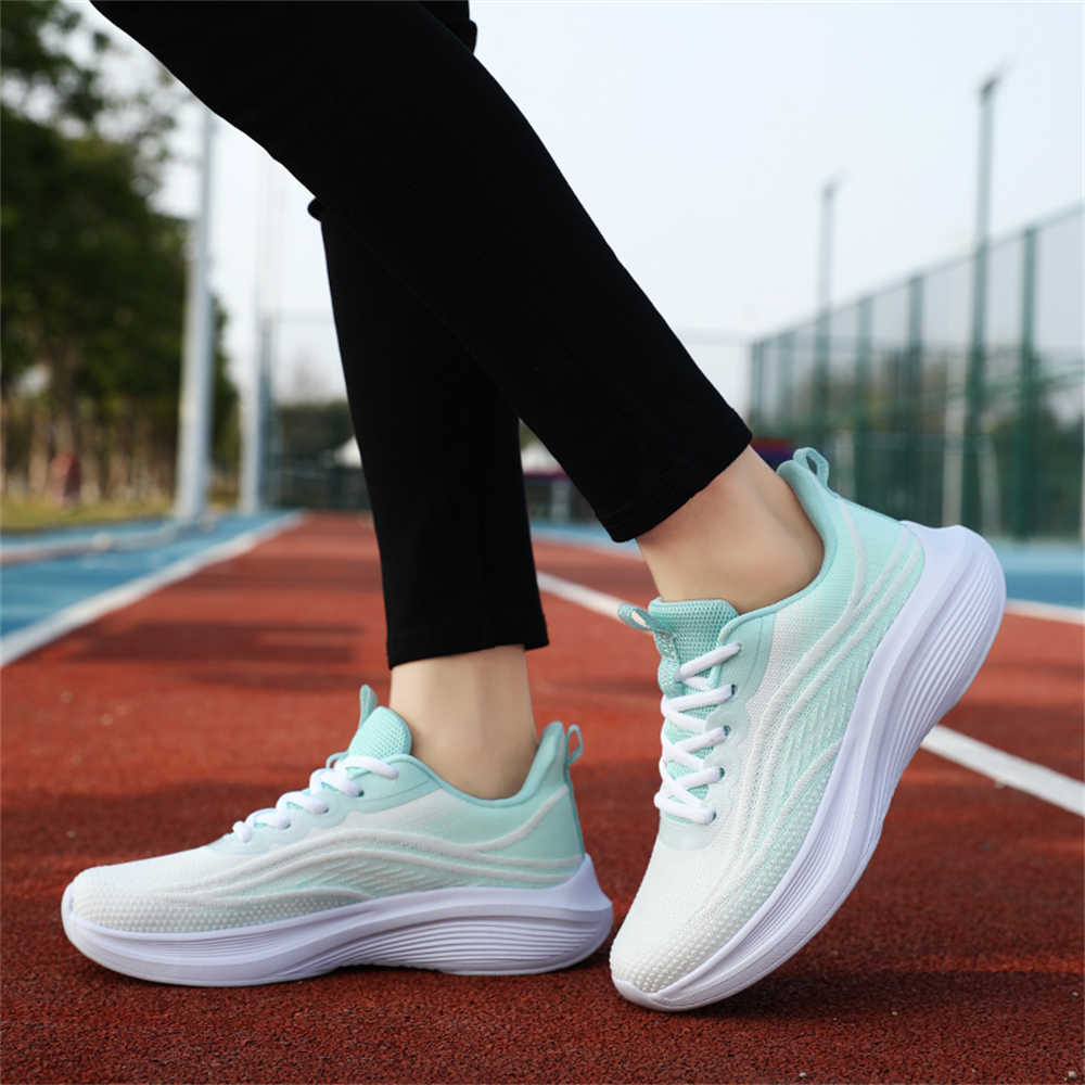 Plateforme Extra Large Sizes W - đánh giá và giá Women Shoes Tennis
